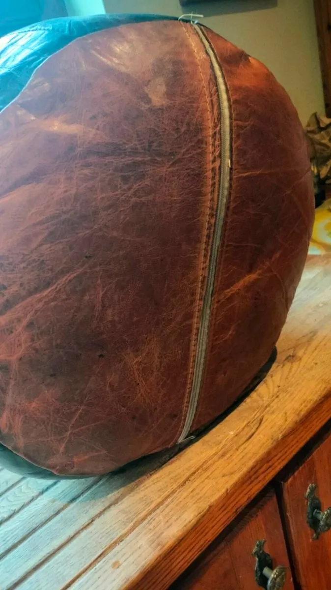 Vintage Brown Leather pouffe. In great condition. - Image 4