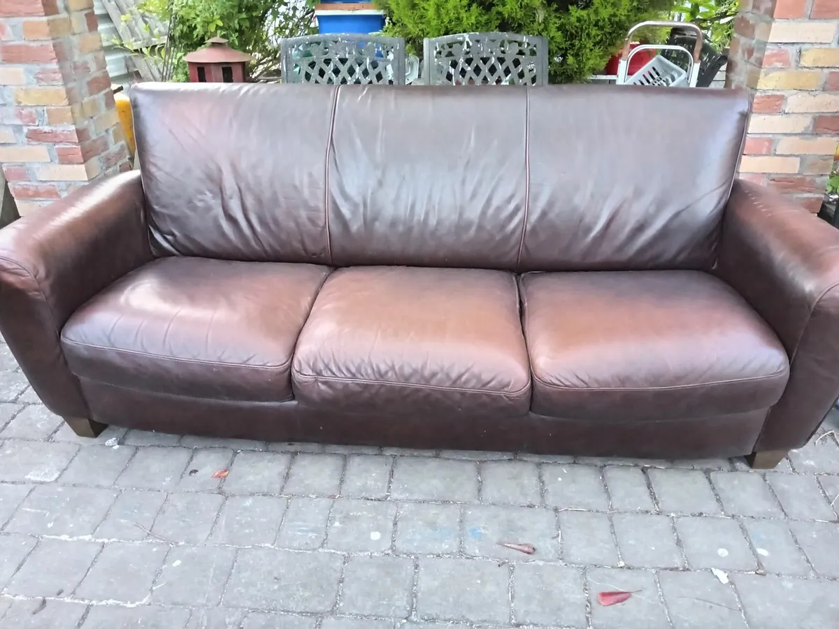 Genuine Italian leather sofa for sale - Image 2