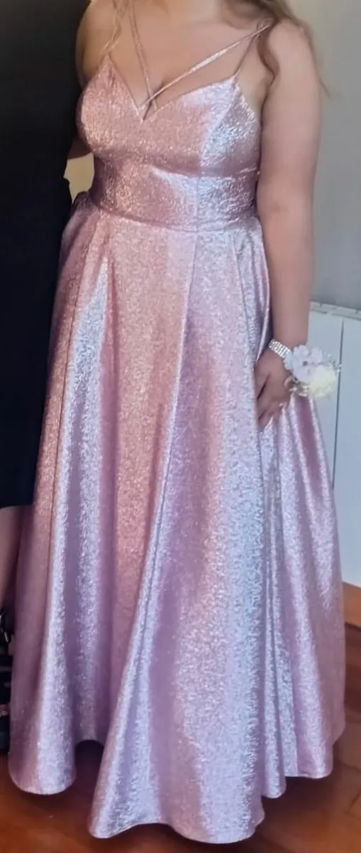 Formal dress - Image 3