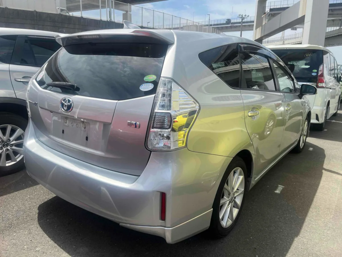 Toyota Prius Coming to Stock soon 2014 Prius Alpha - Image 4