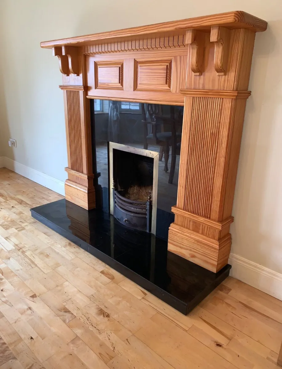Fire place including hearth - Image 2