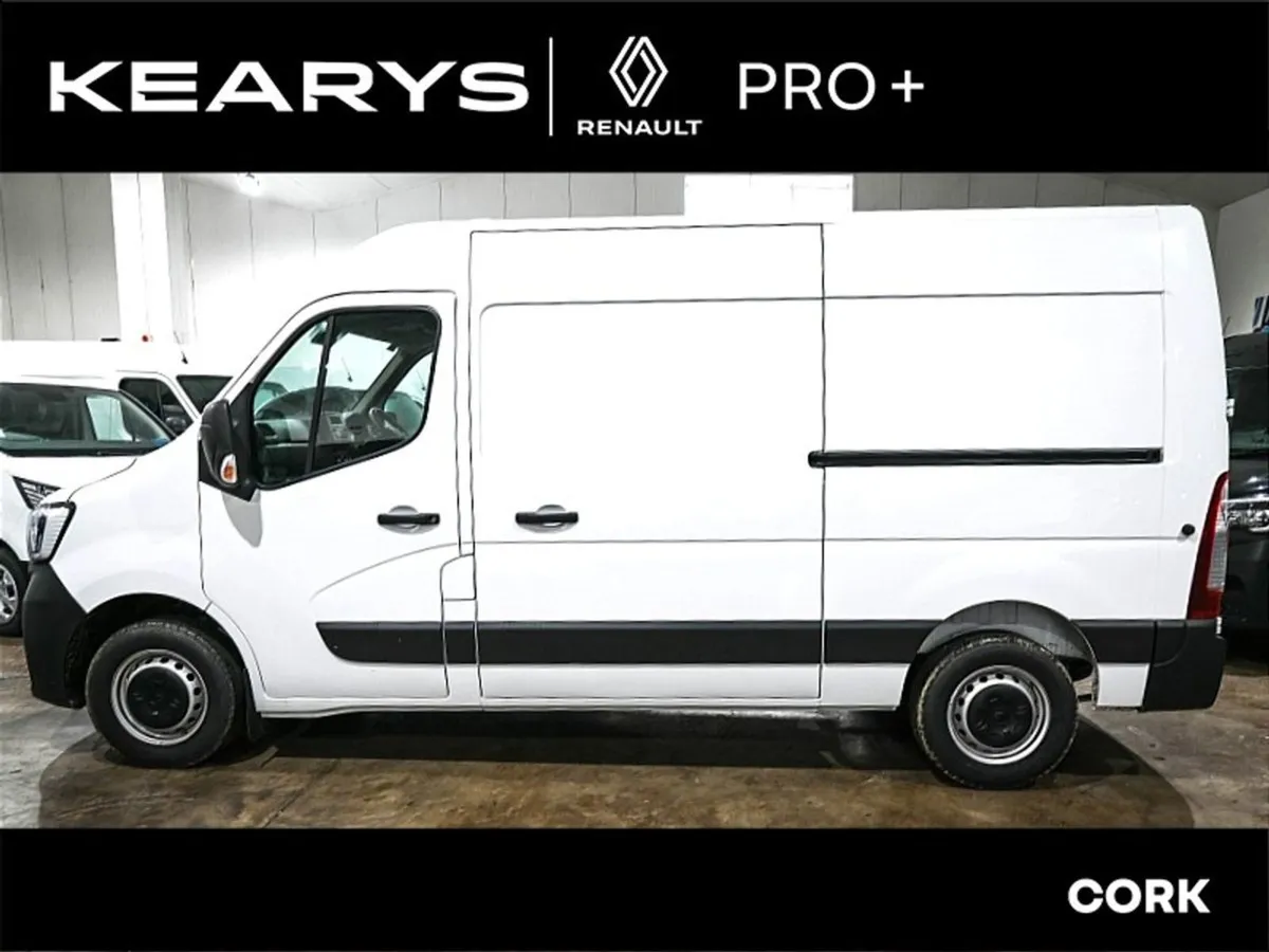 Renault Master Lhl35tw Blue dCi 145 Business My22 - Image 2