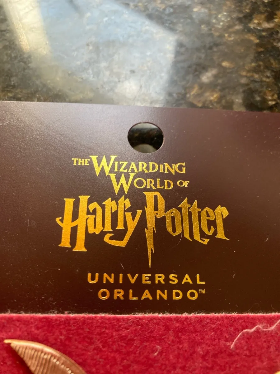 Harry Potter collectors pins - Image 2