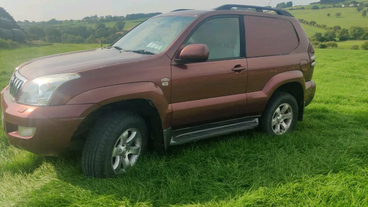 Toyota landcruiser - Image 3