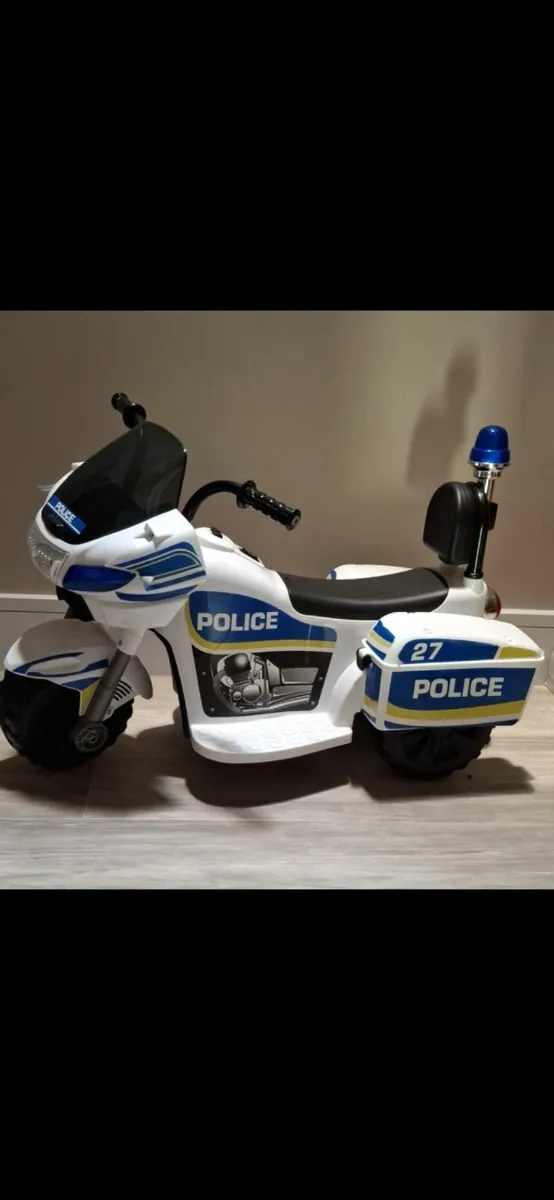 Ride on police vehicle