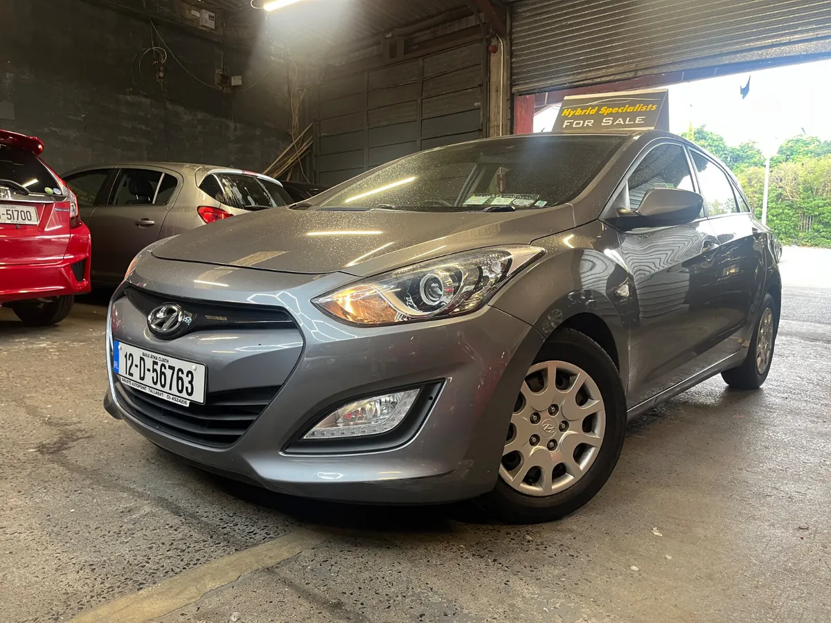Hyundai i30 2012 - Image 2