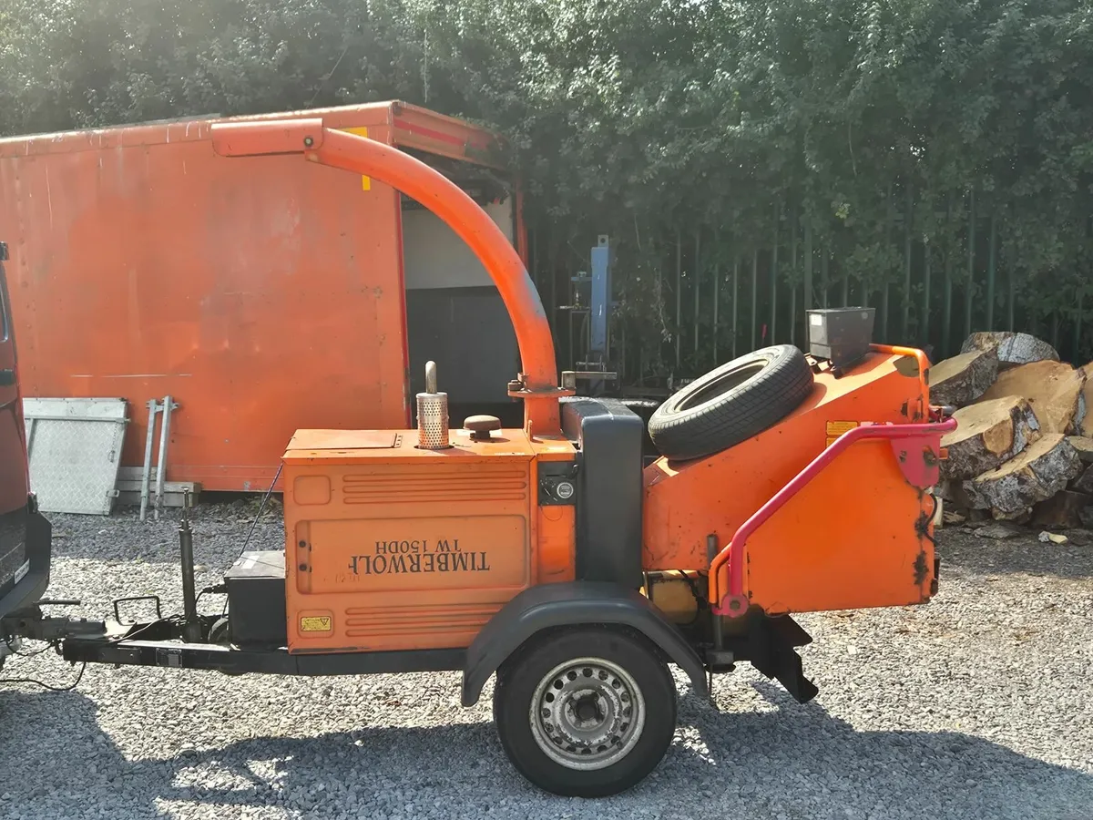 TIMBER WOLF WOOD CHIPPER - Image 1