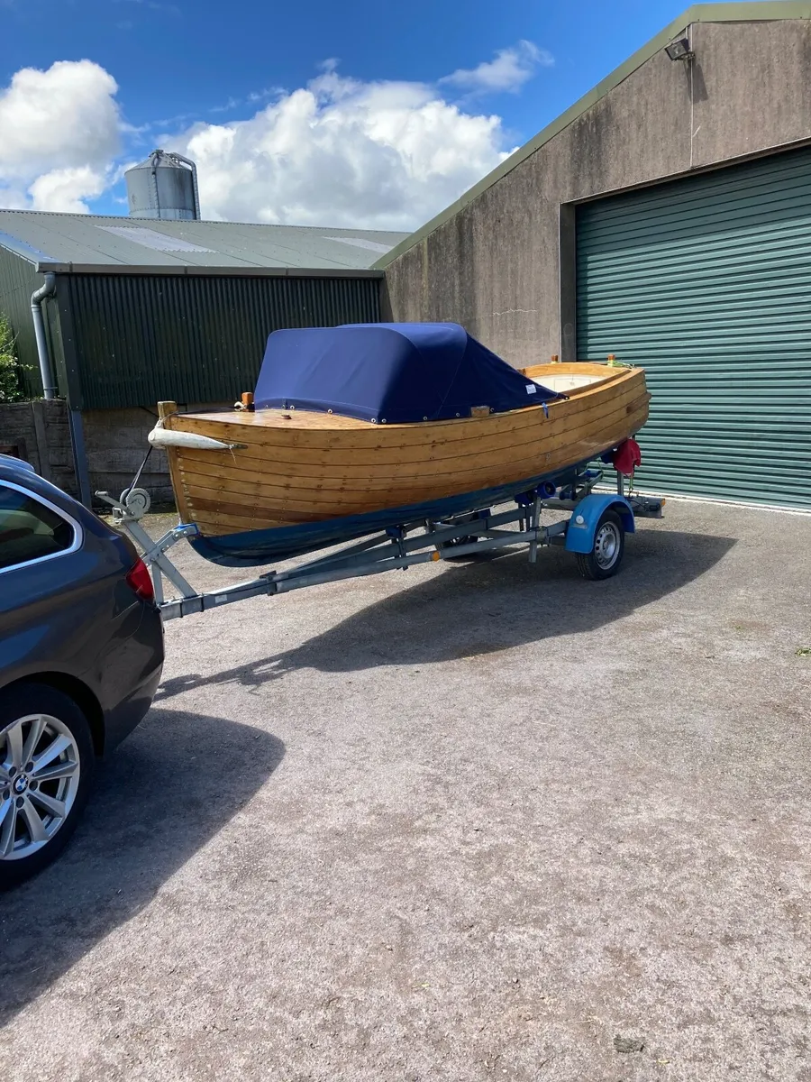 Vintage Wooden Boat - Image 2