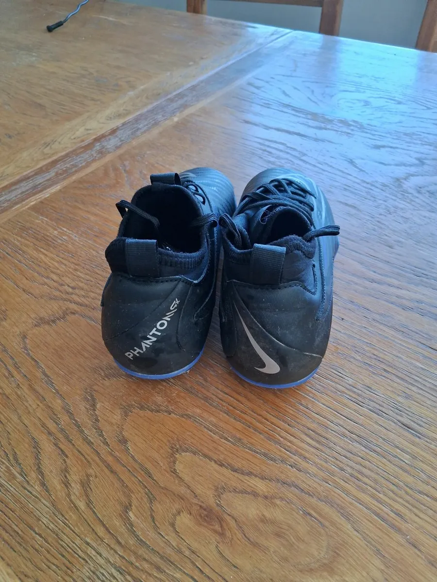 Football boots - Image 4