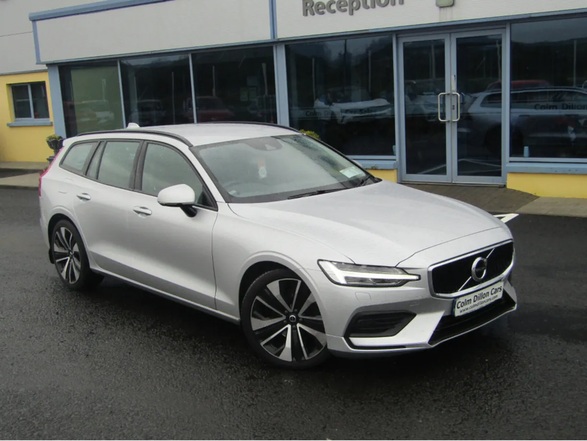 Volvo V60 D4 MOMENTUM AT 5DR AUTO - Image 2
