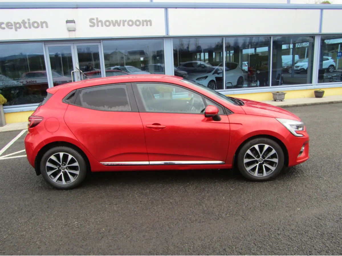 Renault Clio ICONIC TCE 100 MY19 5DR - Image 3
