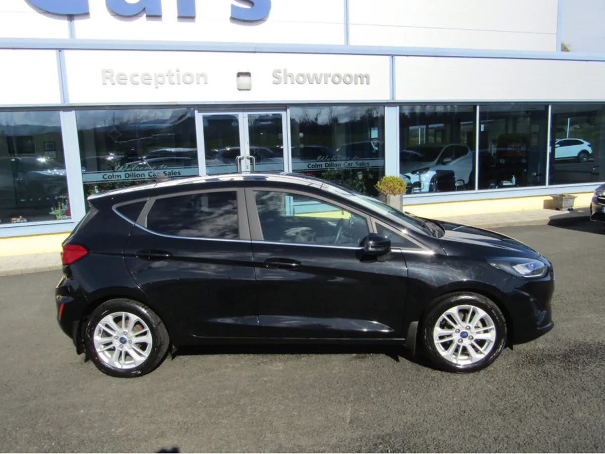 Ford Fiesta TITANIUM 1.0T 125 MHEV M6 4DR - Image 3