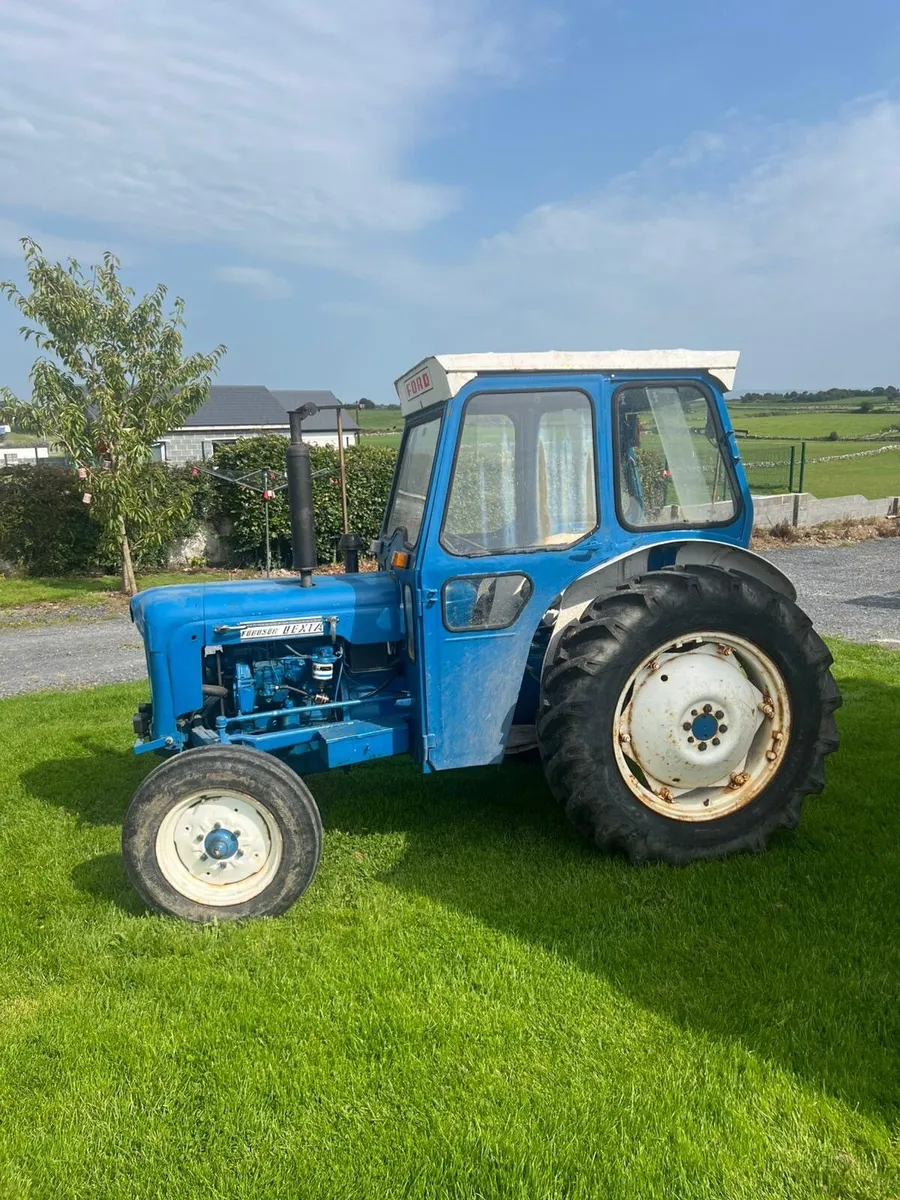 Tractor - Image 2