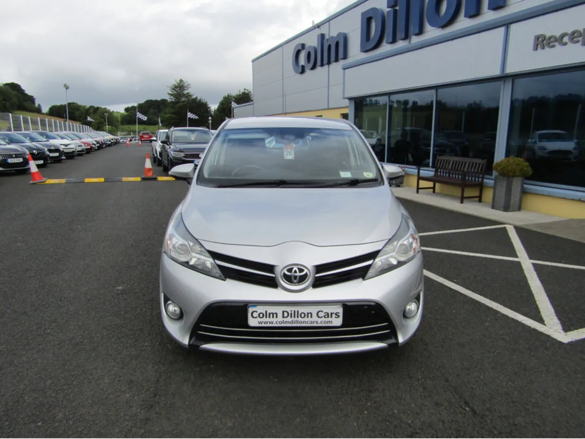 Toyota Verso 1.6 D-4D ICON TSS 5DR - Image 4