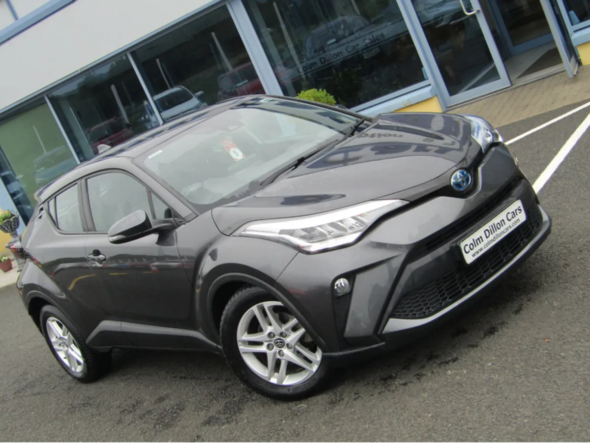 Toyota C-HR ICON HEV CVT HYBIRD "AUTOMATIC" - Image 2