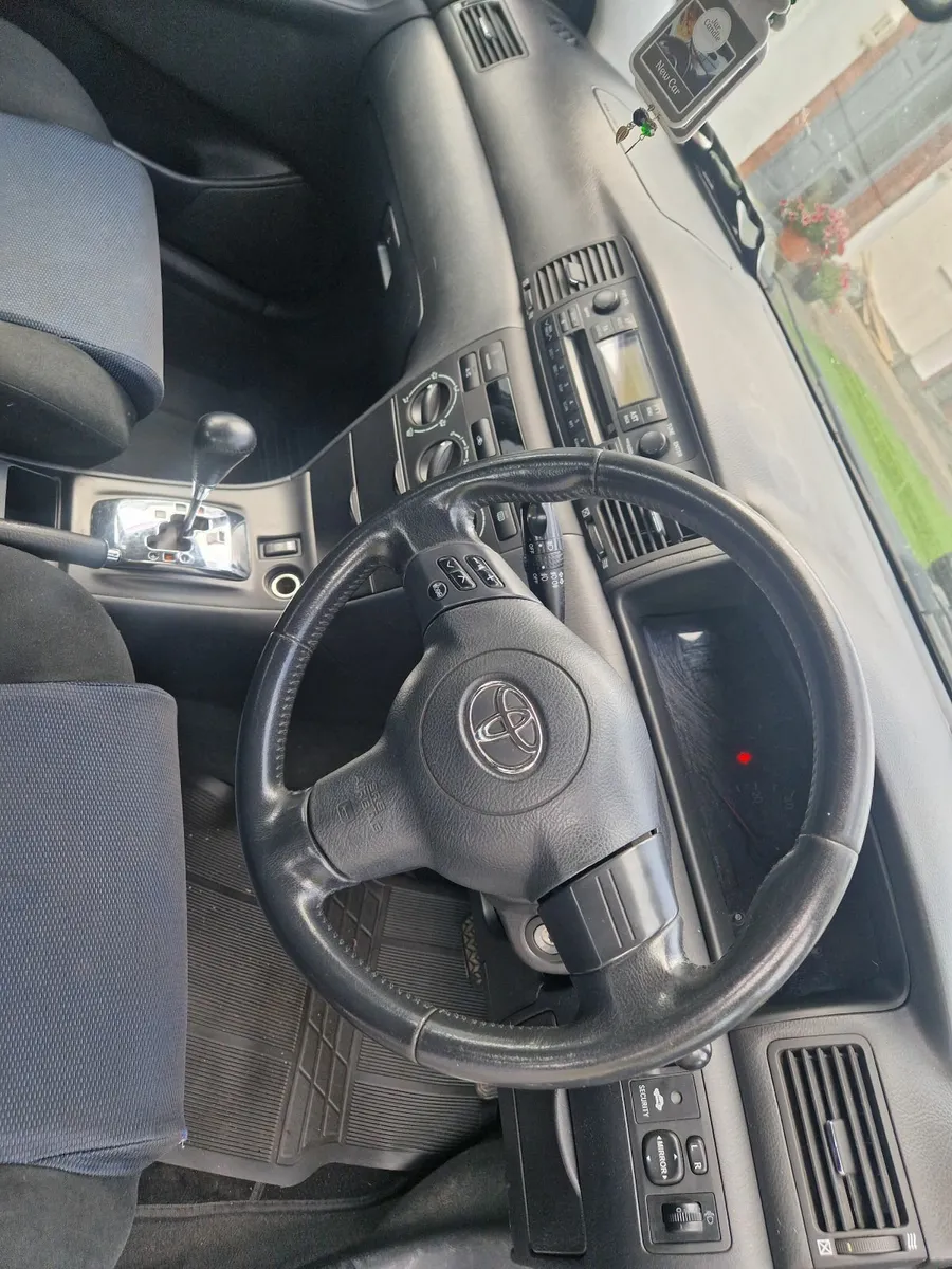Toyota Corolla 2005 AUTOMATIC - Image 3