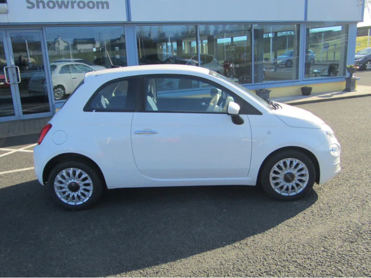 Fiat 500 1.0 MHEV CONNECT 3DR - Image 3