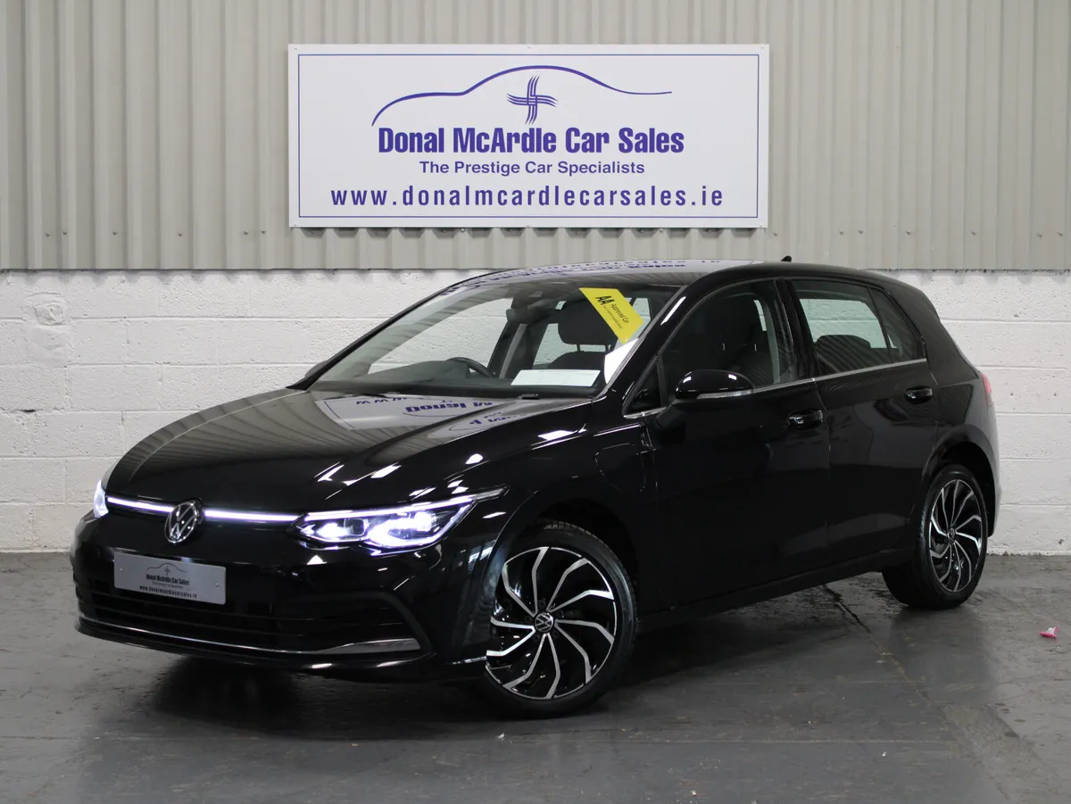 Volkswagen Golf 2022 - Image 1