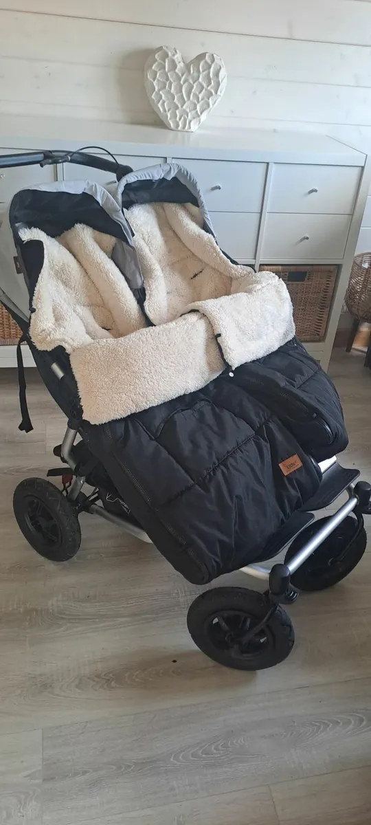 Mountain Buggy Duet V3 (Double buggy) - Image 4