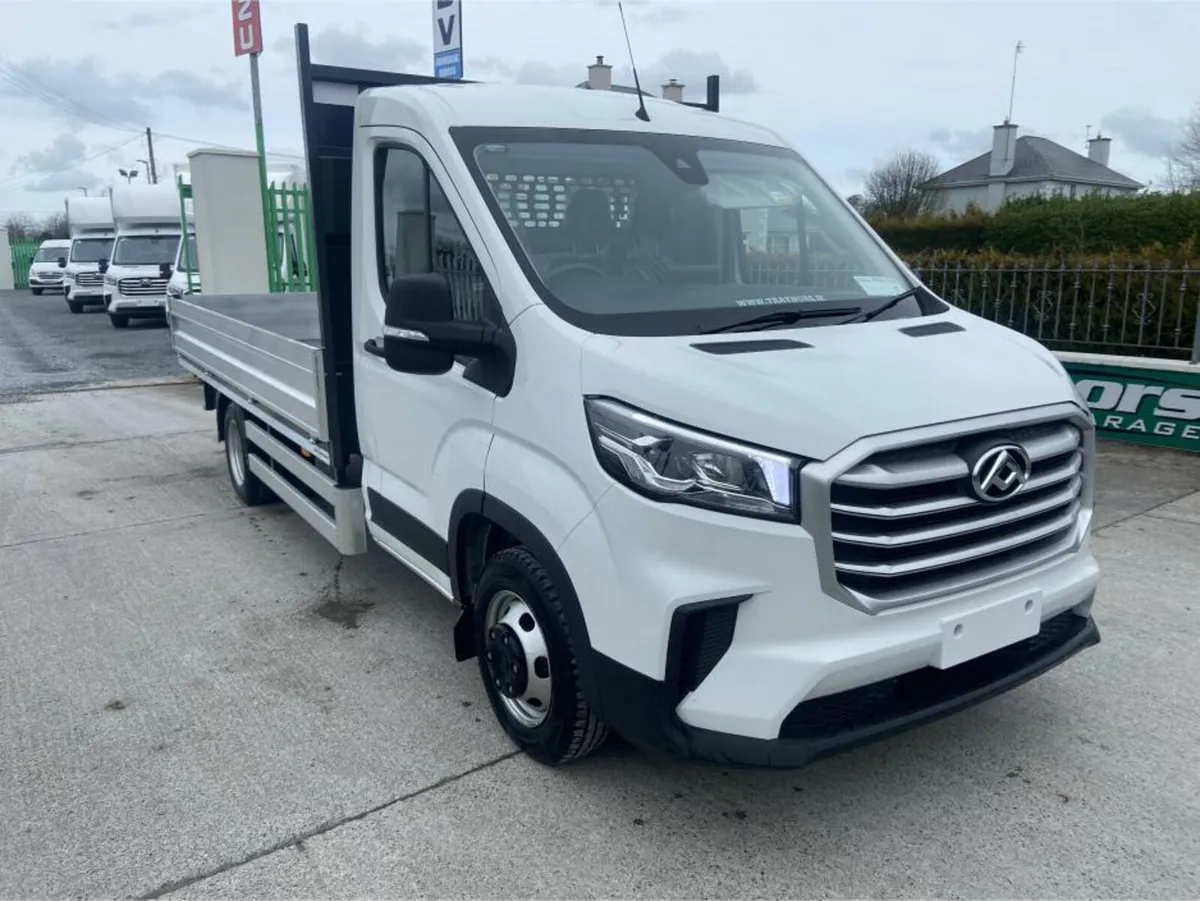 Maxus DELIVER 9 MAXUS DELIVER 9 TWIN WHEEL WITH 13 - Image 1