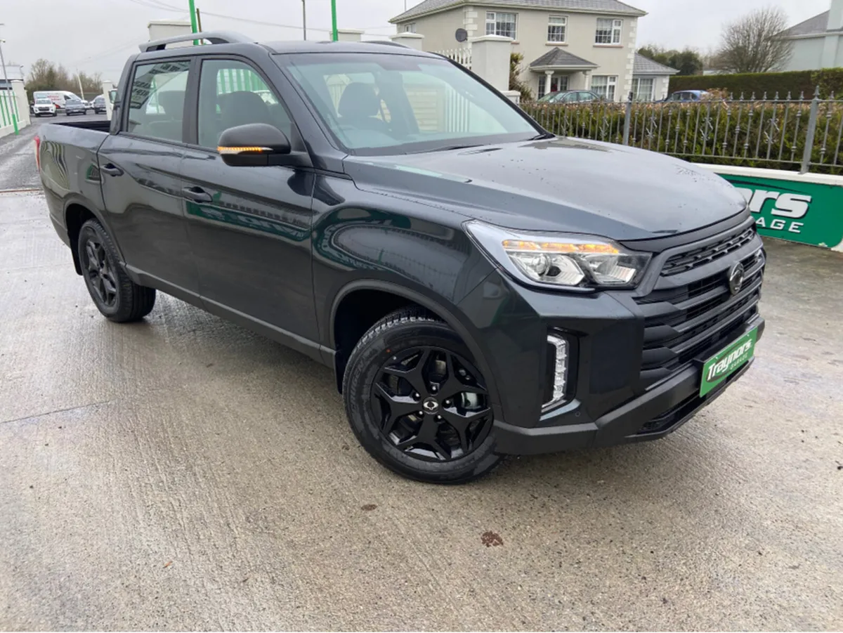 KGM Musso MUSSO AUTO 4X4 CREWCAB €333 ROAD TAX - Image 1