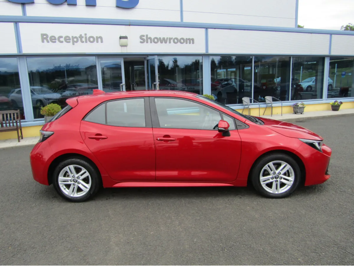 Toyota Corolla ICON HEV CVT HYBIRD AUTOMATIC - Image 3