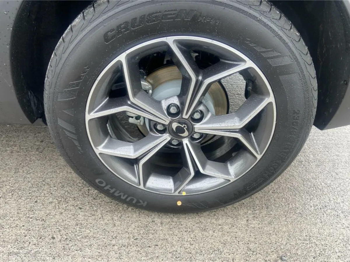 KGM Korando l  €280 road tax - Image 3