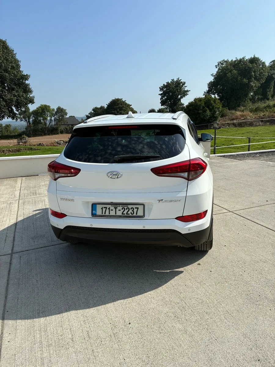 Hyundai  tucson executive - Image 2
