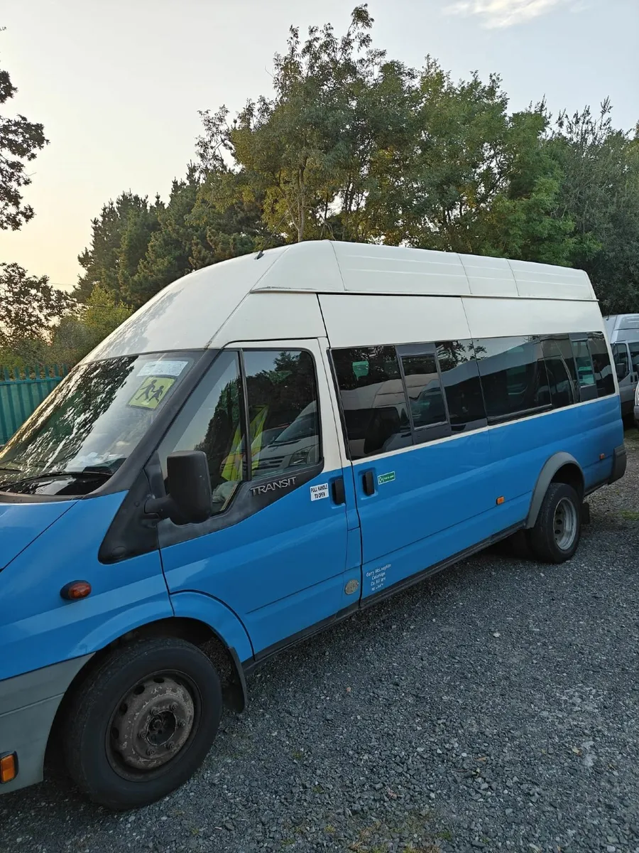 Ford Transit Wheelchair Bus 2009 - Image 3