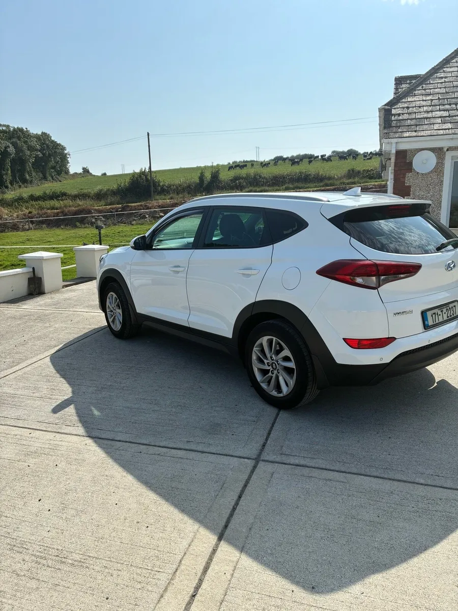 Hyundai  tucson executive - Image 3