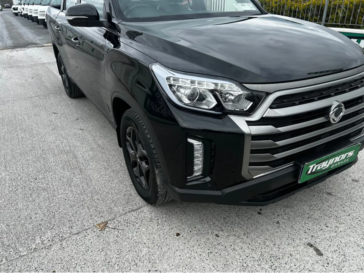 SsangYong Musso 2.2 DSL 201BHP 5 SEATER CREWCAB €3 - Image 2
