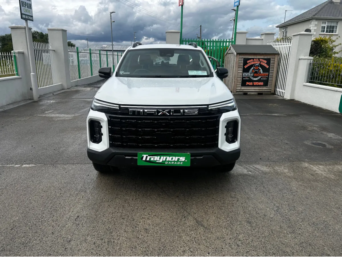 Maxus T90EV DEMO 5 SEATER CREW CAB T60 MAXUS  4X4 - Image 2