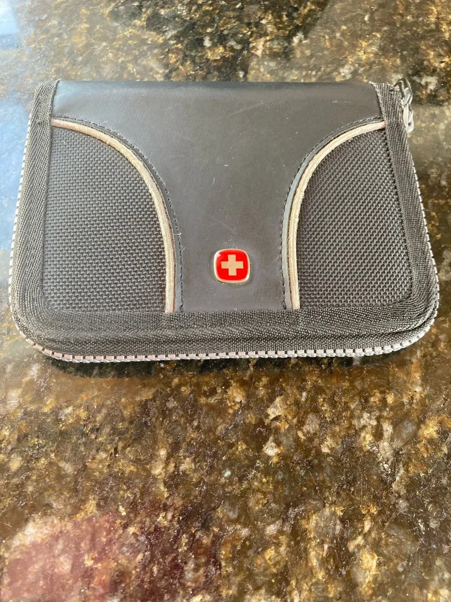 Passport wallet by Wenger Swiss Gear - Image 1