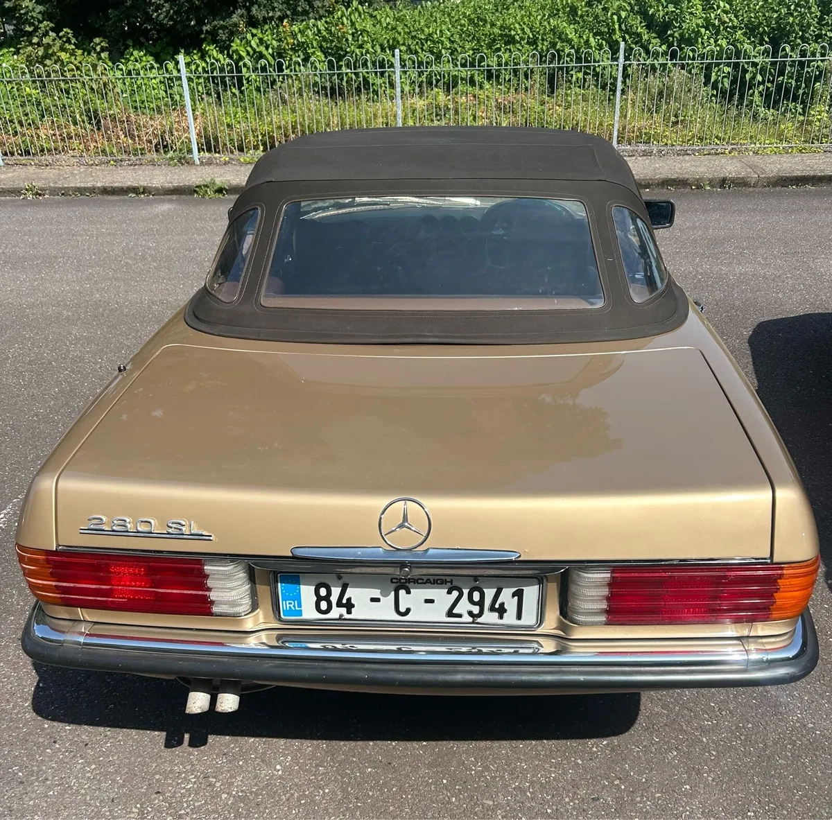 W107 Mercedes 280 SL - Image 4