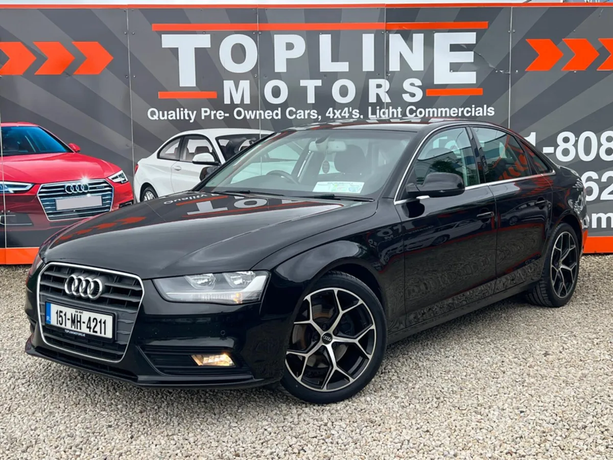 Audi A4 ==2.0 TDI TECHNIK//FULL LEATHER//SAT-NAV// - Image 2