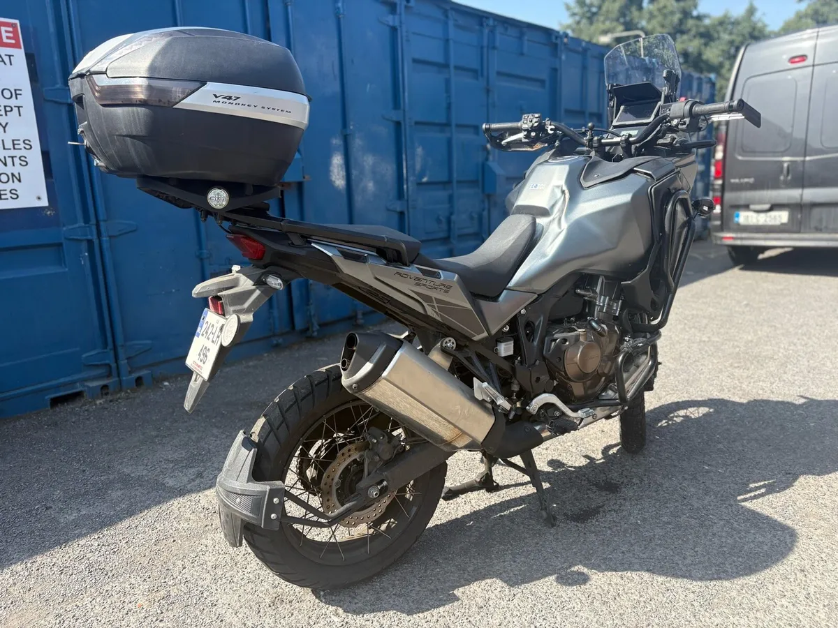 2024 Honda African Twin 1100 - Image 3