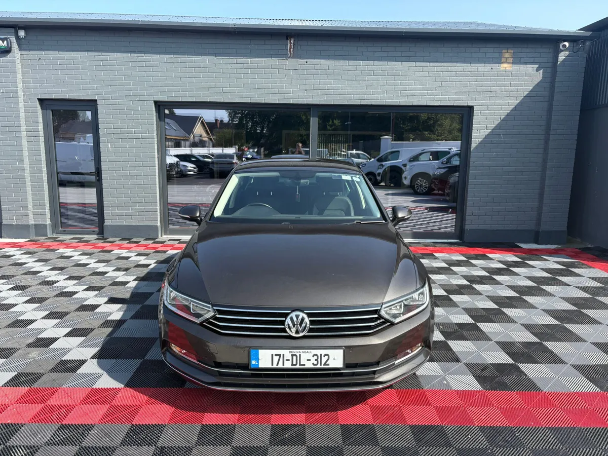 Volkswagen Passat Highline 1.6 TDI - Image 3