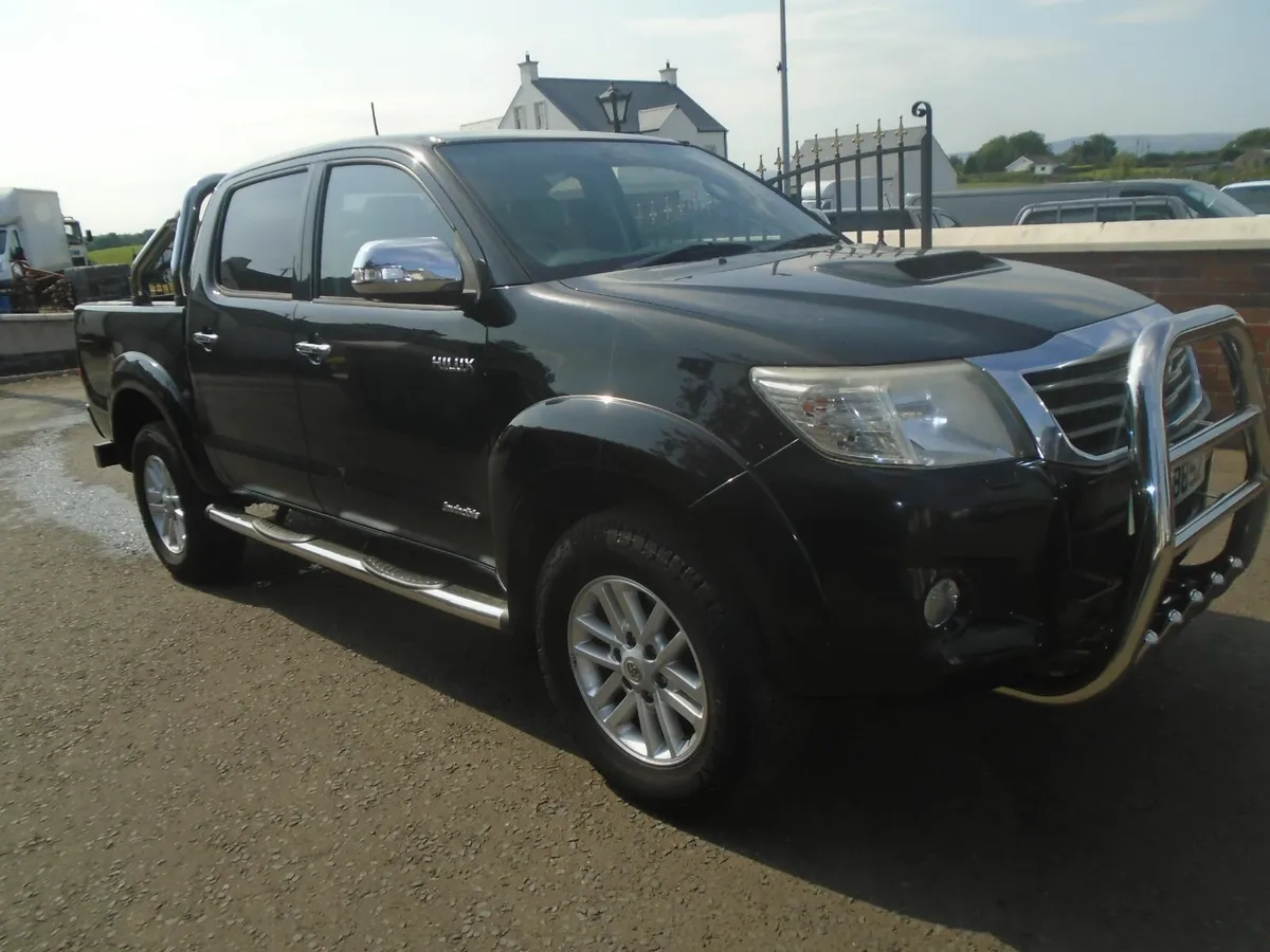 2012 Toyota Hilux 3.0D4D INVINCIBLE - Image 1