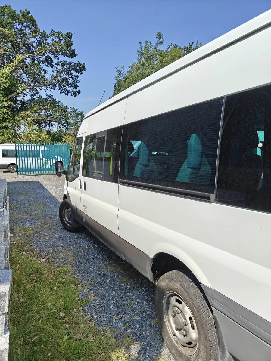 Ford Transit Minibus 2013 - Image 2