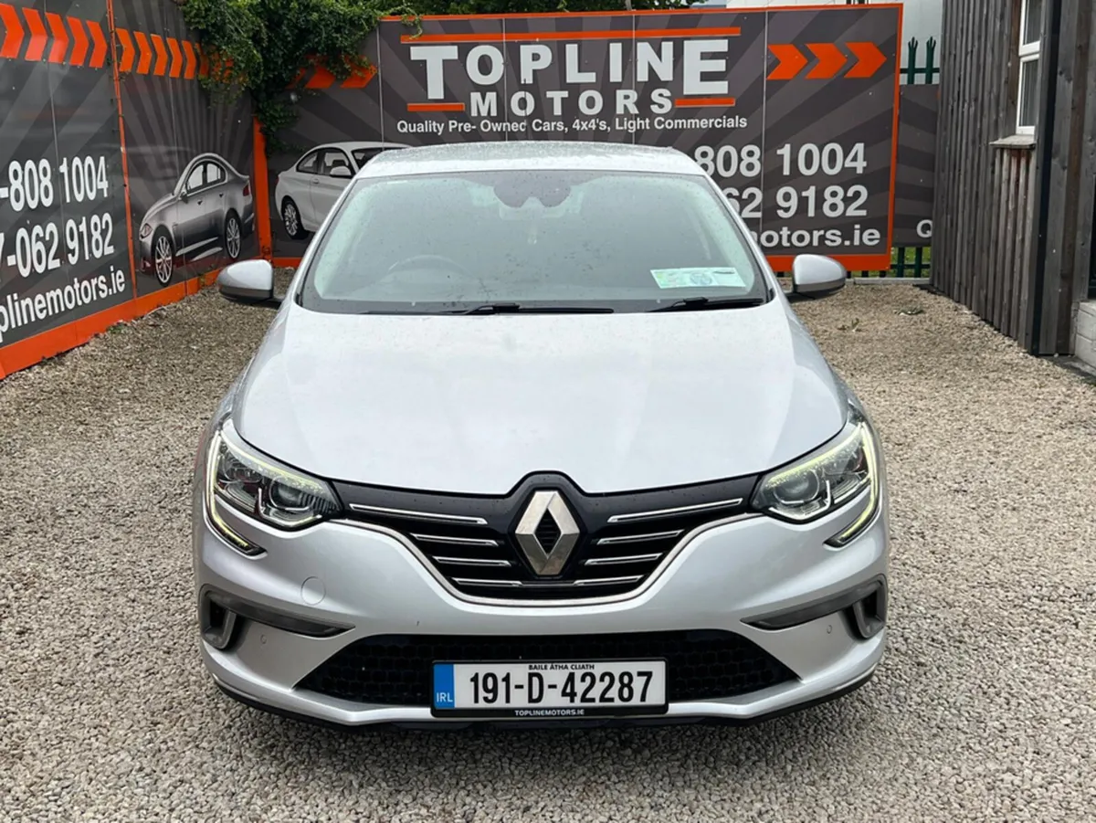 Renault Megane ==STUNNING CAR//GT LINE TCE 140BHP/ - Image 4