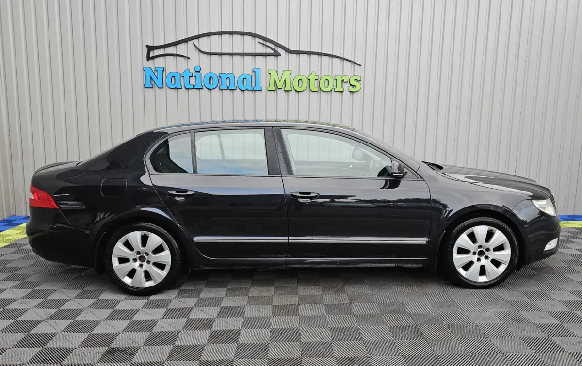 2013 Skoda Superb  1.6 TDI - Image 2