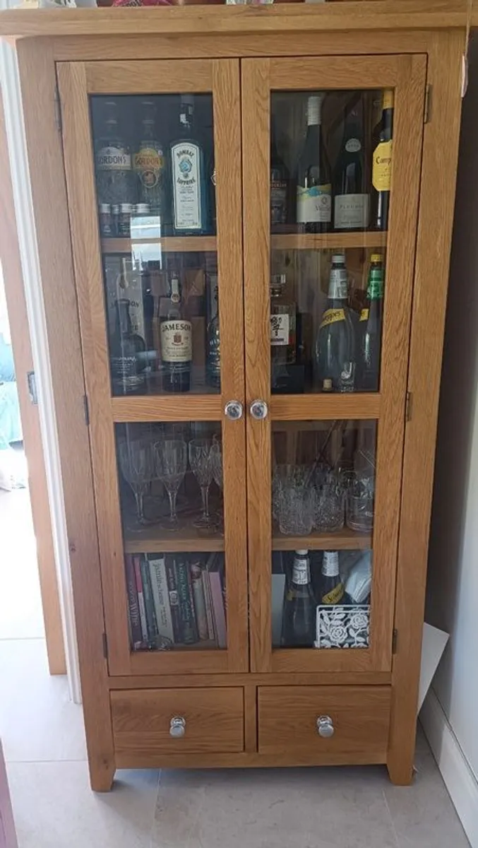 Solid oak display cabinet - Image 2