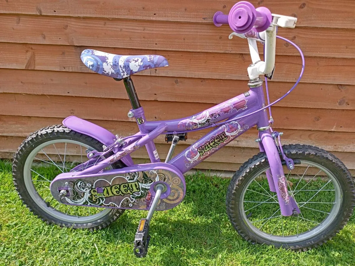 Kids sweet bike size 16 inch wheels. - Image 1