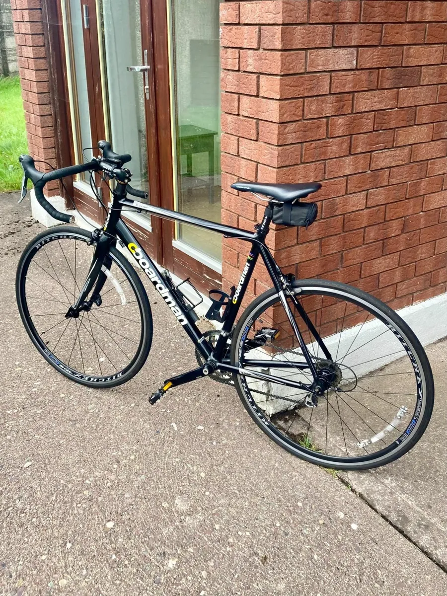 Boardman Comp Racing Bicycle + Accessories - Image 2