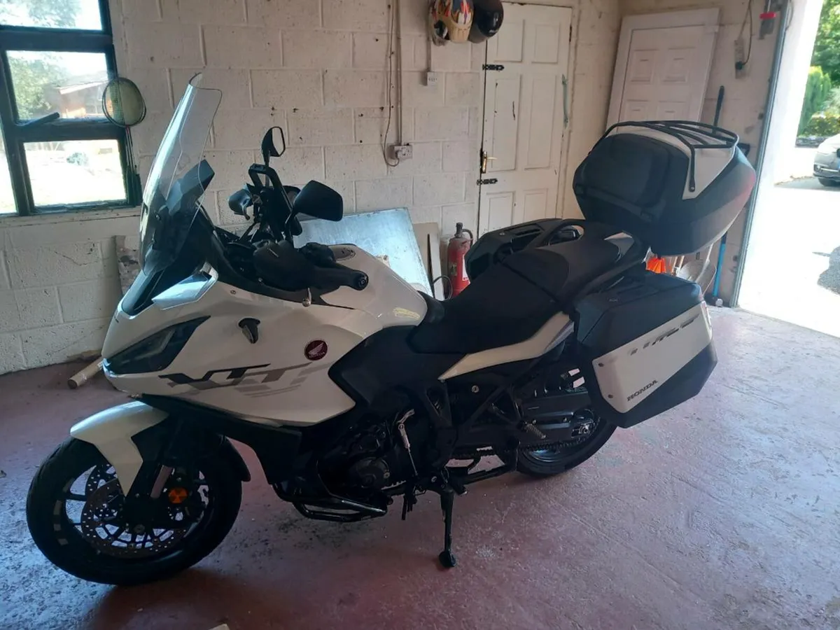 Motorcycle - Image 3