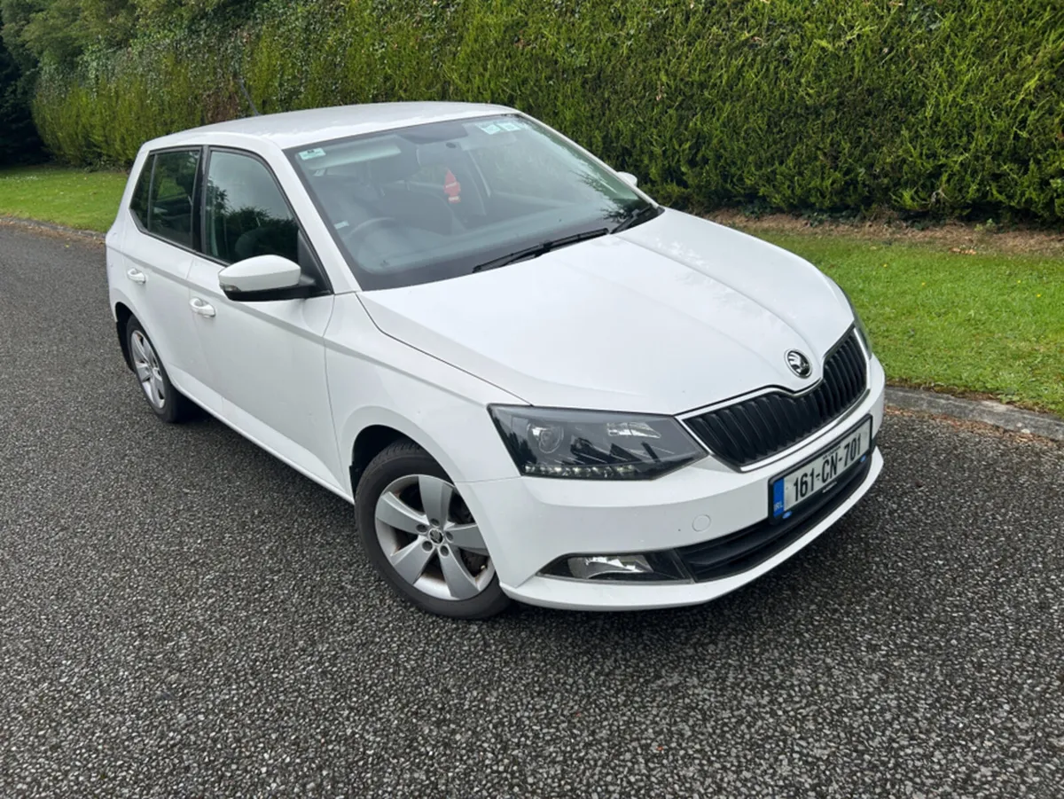Skoda Fabia AMBITION 1.2 TSI AUTOMATIC//ONLY 71000 - Image 4