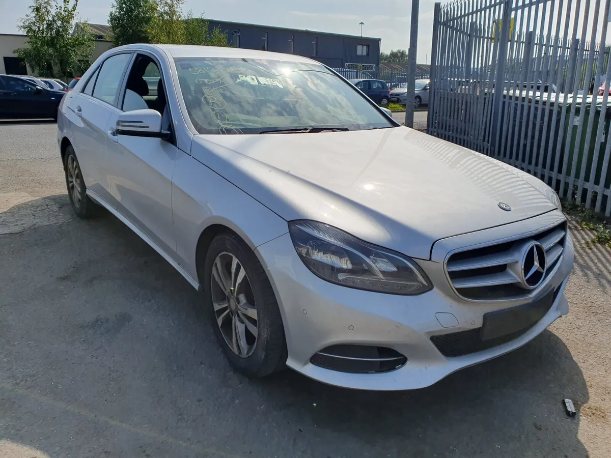13 MB E-CLASS  2.2 CDI (651924) AUTO  FOR BREAKING - Image 1