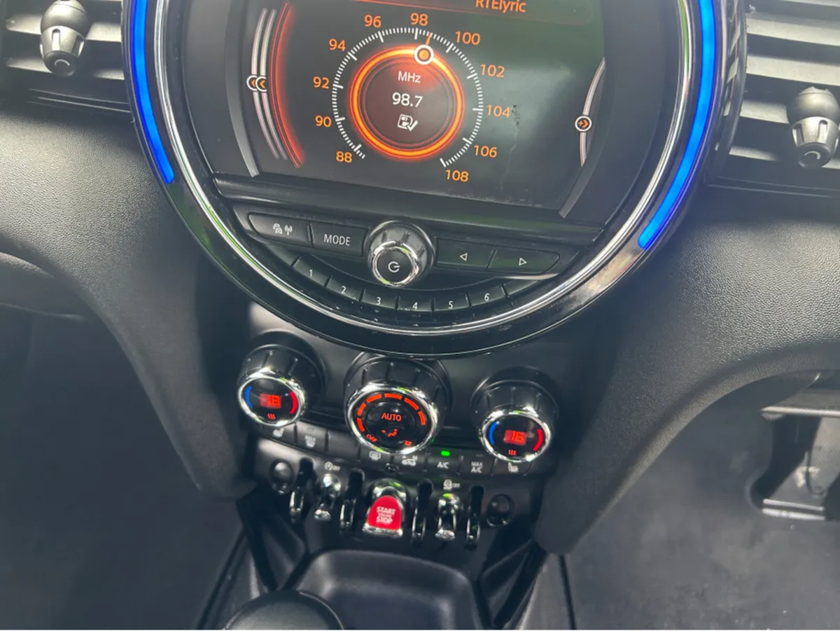 Mini Cooper COOPER////ONLY 88000KLMS///I OWNER ORI - Image 3