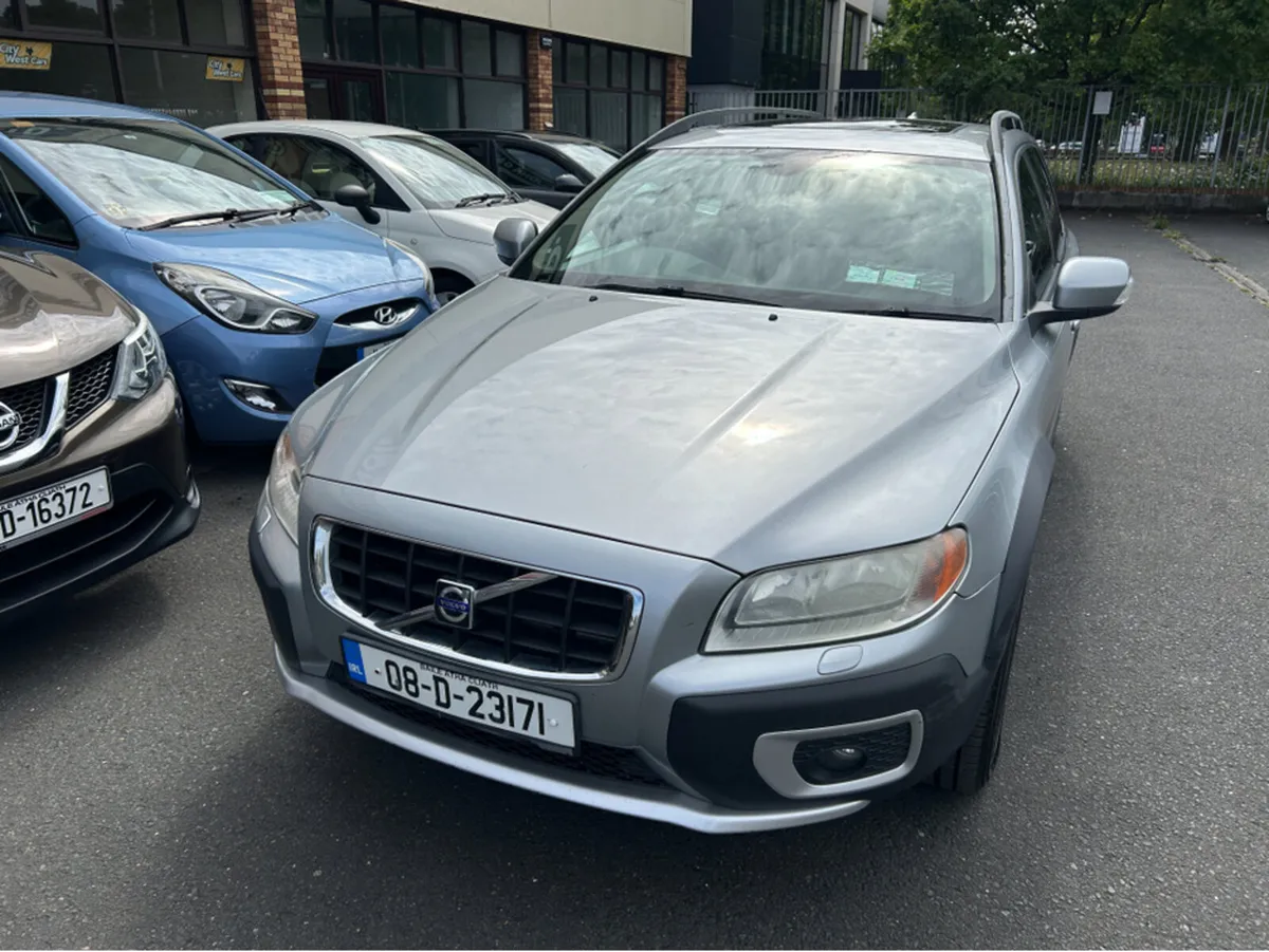 Volvo XC70 AUTOMATIC///D5 AWDRIVE//ORIGINAL IRISH - Image 3