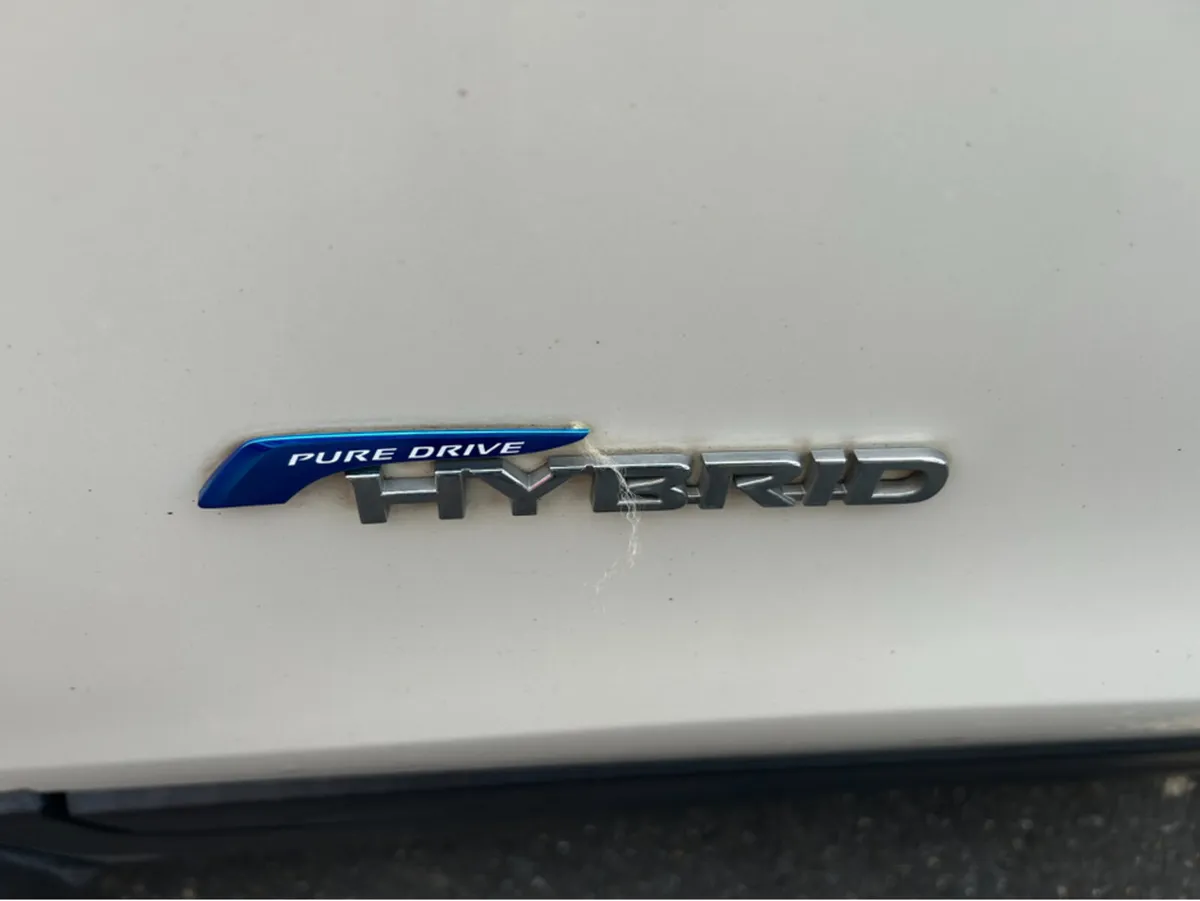 Nissan X-Trail AUTOMATIC///ONLY 108000KLMS///PETRO - Image 4